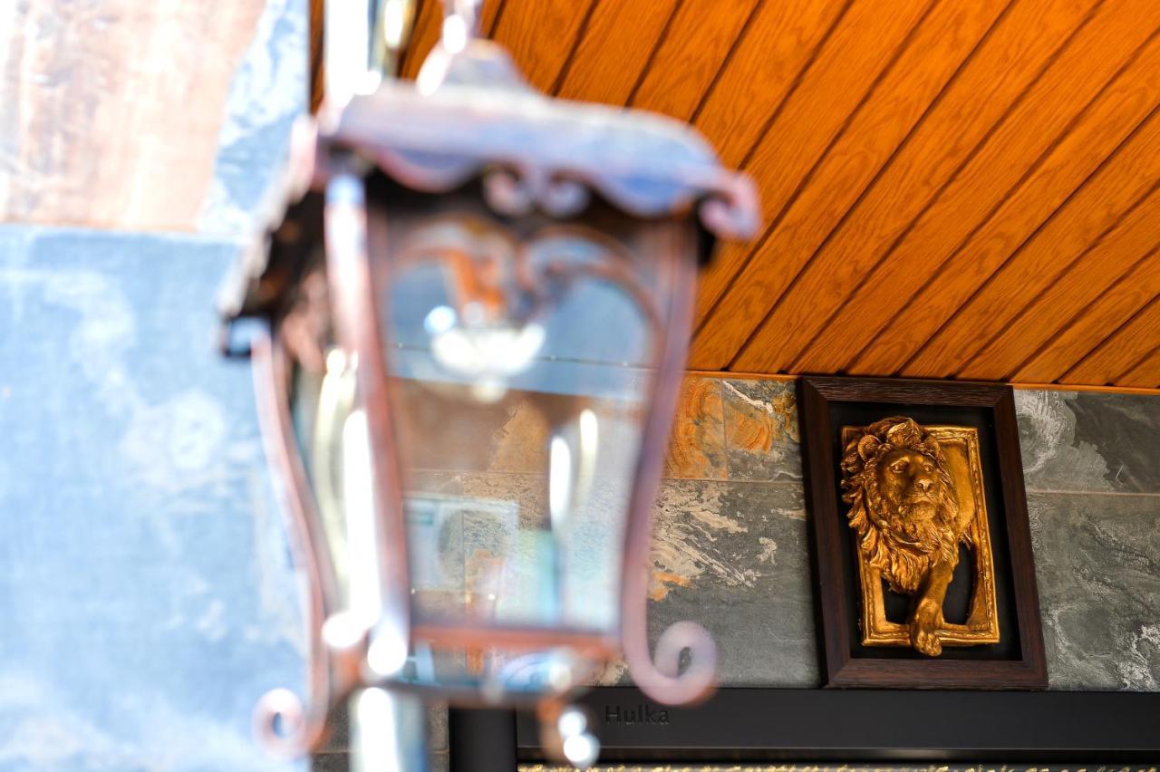 Lions Apartment Ureki Buitenkant foto